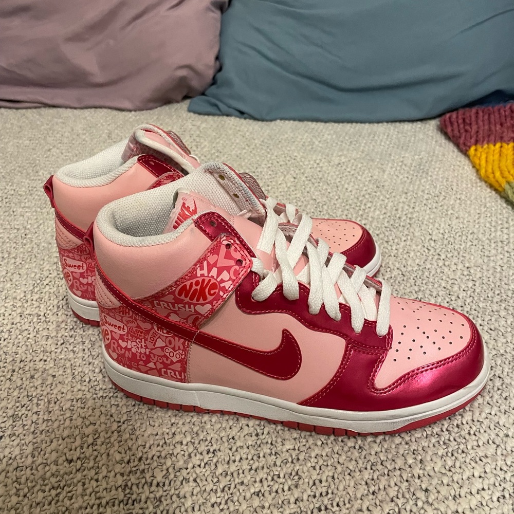 Nike Valentines Dunks